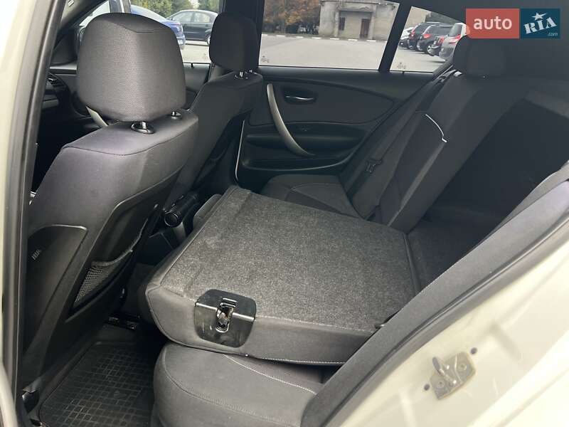 Хэтчбек BMW 1 Series 2010 в Богуславе фото 52 Хэтчбек BMW 1 Series 2010 в Богуславе