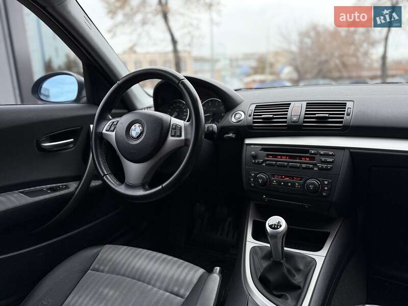 Хэтчбек BMW 1 Series 2006 в Киеве фото 11 Хэтчбек BMW 1 Series 2006 в Киеве