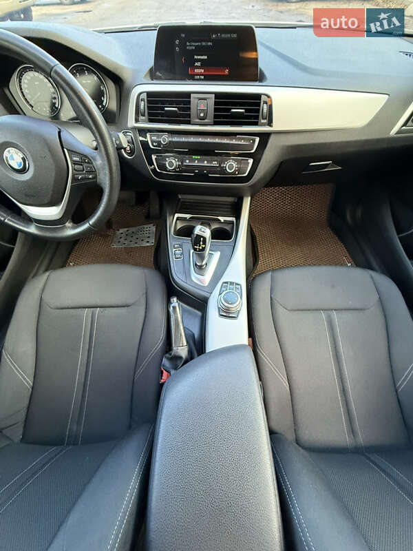 Хэтчбек BMW 1 Series 2018 в Киеве фото 33 Хэтчбек BMW 1 Series 2018 в Киеве