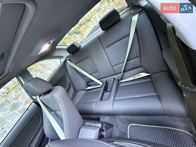 Купе BMW 1 Series 2012 в Киеве