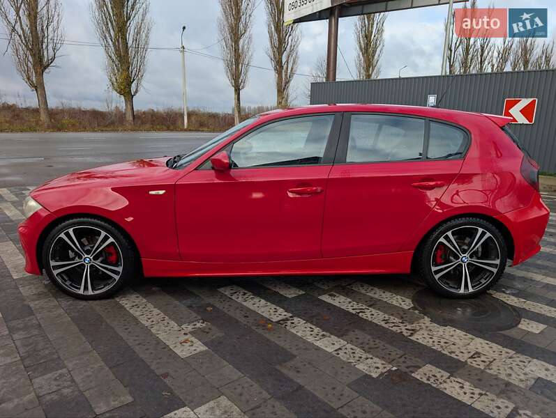 Хэтчбек BMW 1 Series 2005 в Буче
