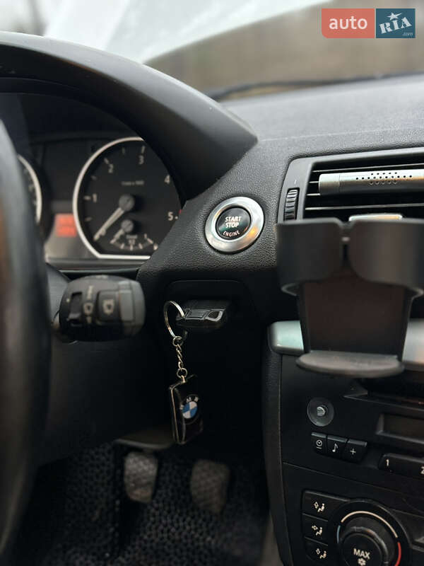 Хэтчбек BMW 1 Series 2006 в Житомире