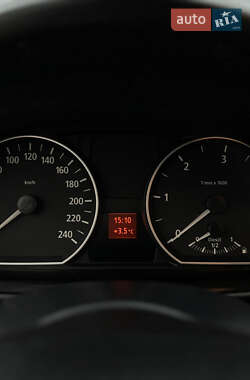 Хетчбек BMW 1 Series 2006 в Житомирі