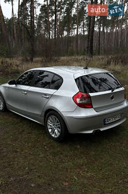 Хетчбек BMW 1 Series 2006 в Житомирі