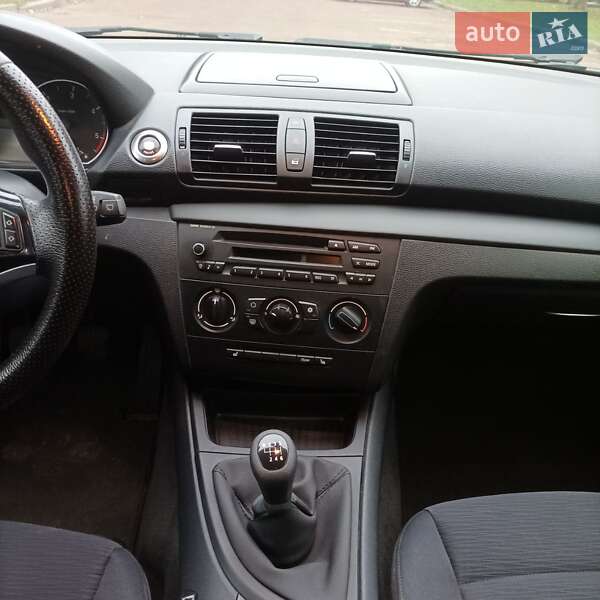Хэтчбек BMW 1 Series 2007 в Житомире фото 36 Хэтчбек BMW 1 Series 2007 в Житомире