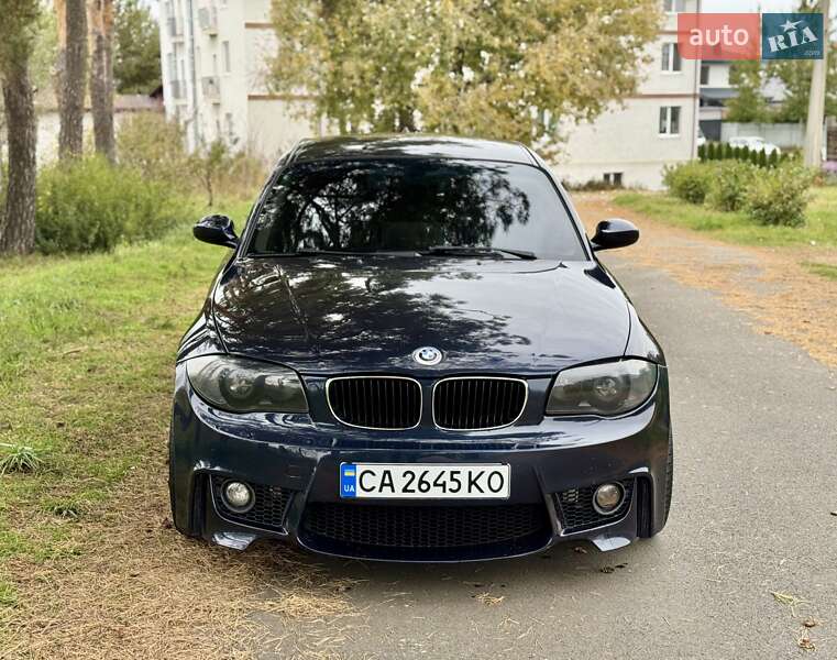 Хэтчбек BMW 1 Series 2006 в Киеве