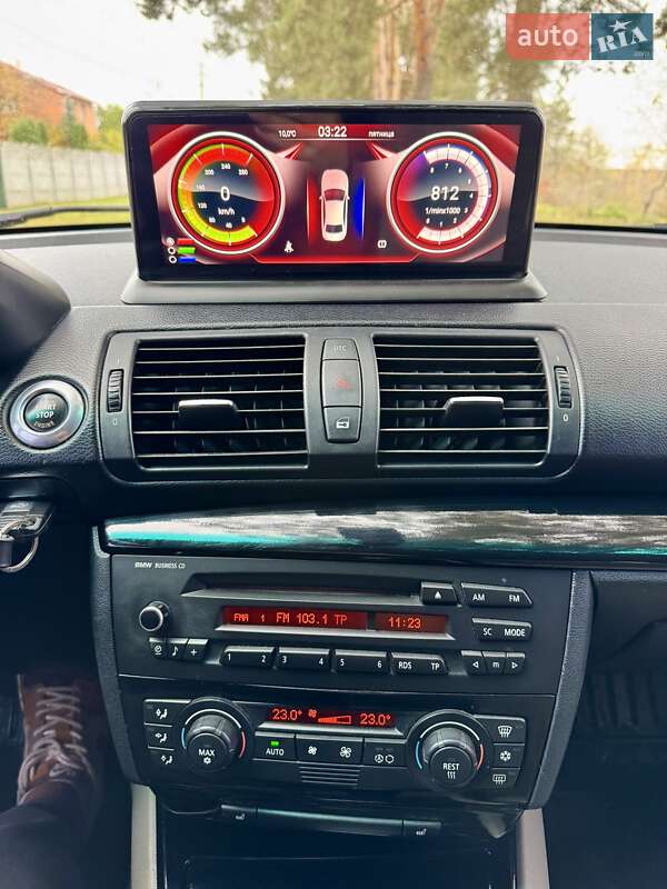 Хэтчбек BMW 1 Series 2006 в Киеве