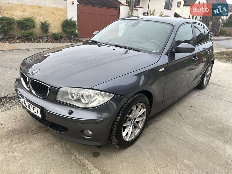 BMW 1 Series 2005