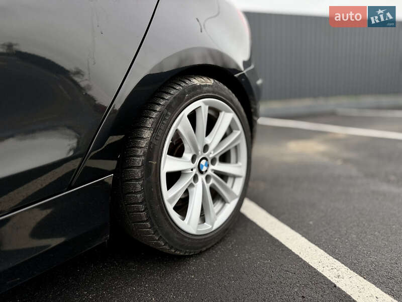 Хэтчбек BMW 1 Series 2008 в Житомире