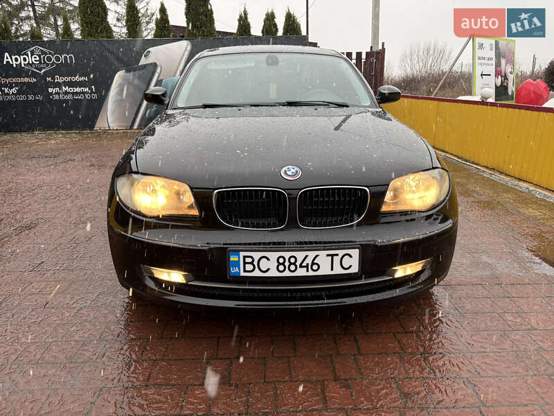 Хэтчбек BMW 1 Series 2008 в Трускавце