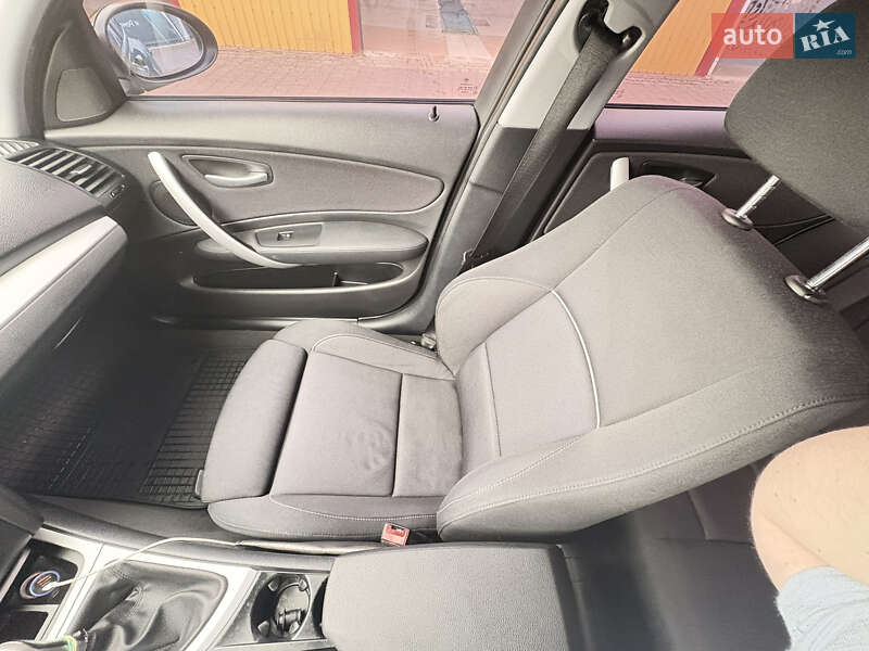 Хэтчбек BMW 1 Series 2008 в Трускавце
