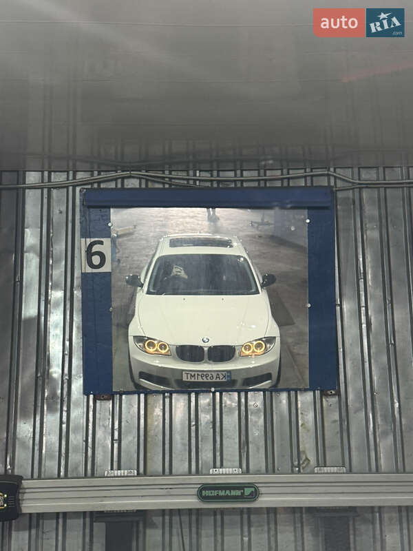 Купе BMW 1 Series 2011 в Киеве