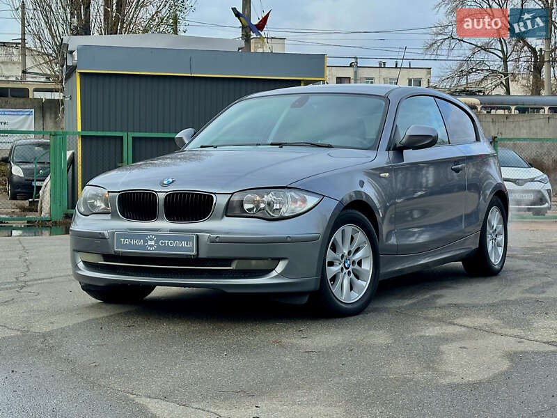 BMW 1 Series 2011 BMW 1 Series 2011