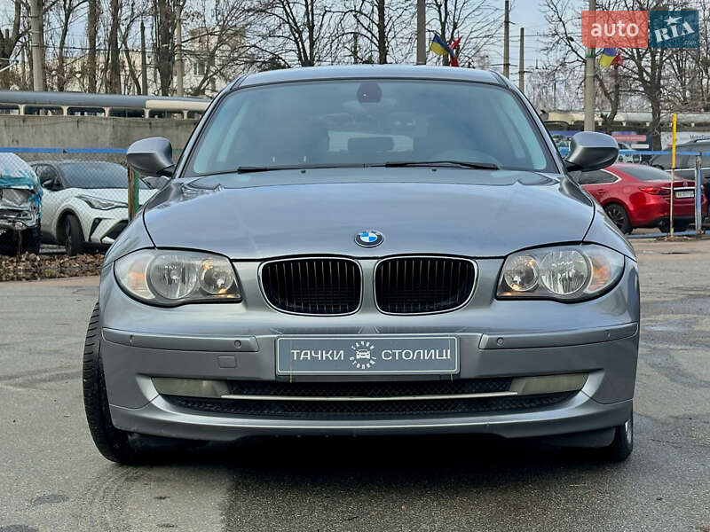 Купе BMW 1 Series 2011 в Києві фото 8 Купе BMW 1 Series 2011 в Києві