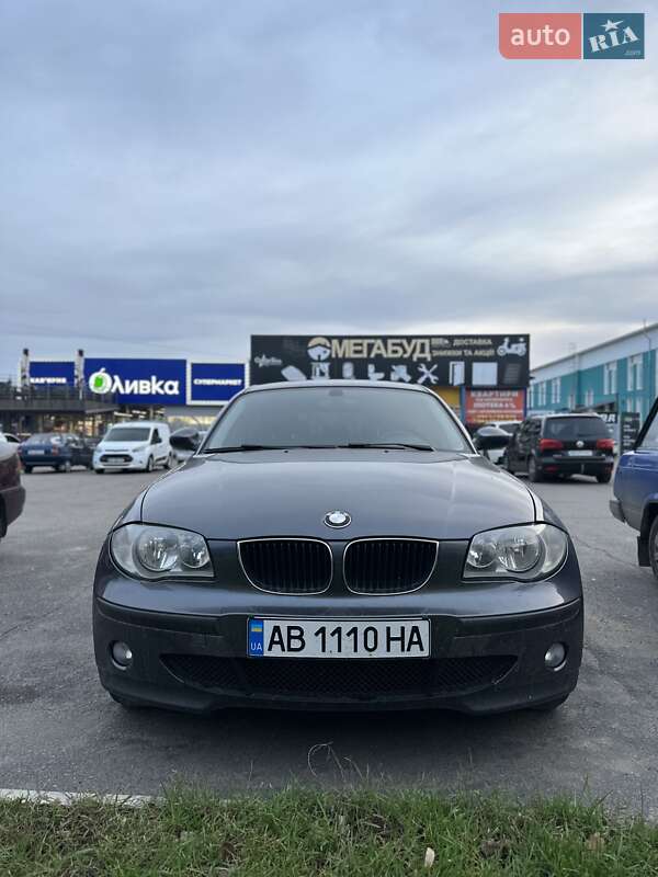 Хэтчбек BMW 1 Series 2006 в Тульчине