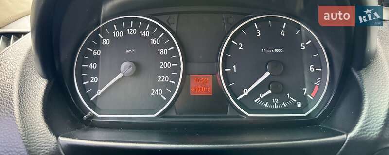 Хетчбек BMW 1 Series 2006 в Києві