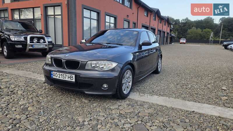 Хэтчбек BMW 1 Series 2005 в Тячеве фото 10 Хэтчбек BMW 1 Series 2005 в Тячеве