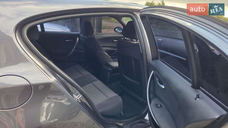 Хэтчбек BMW 1 Series 2005 в Тячеве фото 15 Хэтчбек BMW 1 Series 2005 в Тячеве