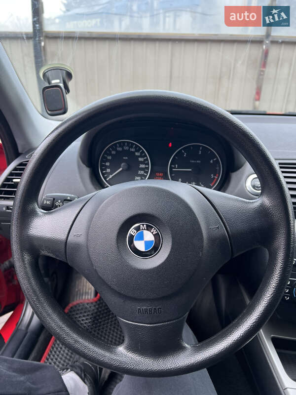 Хетчбек BMW 1 Series 2005 в Тернополі фото 22 Хетчбек BMW 1 Series 2005 в Тернополі