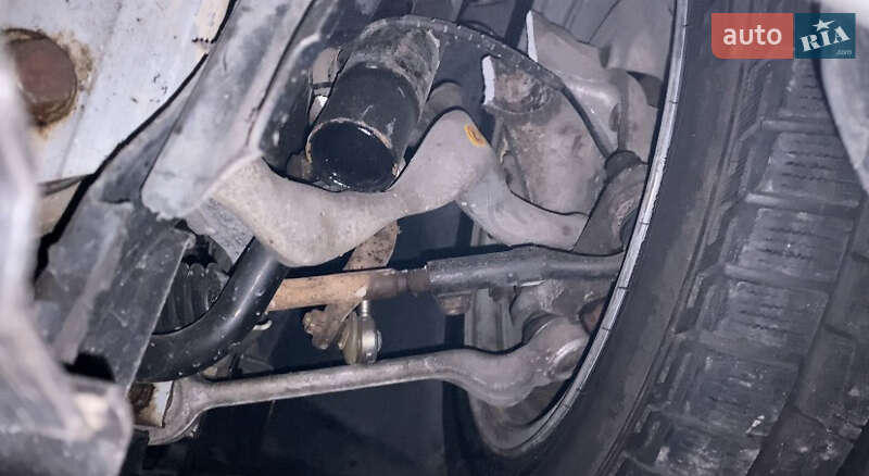 Хетчбек BMW 1 Series 2005 в Дніпрі