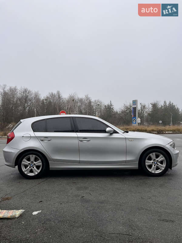 Хэтчбек BMW 1 Series 2009 в Житомире фото 7 Хэтчбек BMW 1 Series 2009 в Житомире