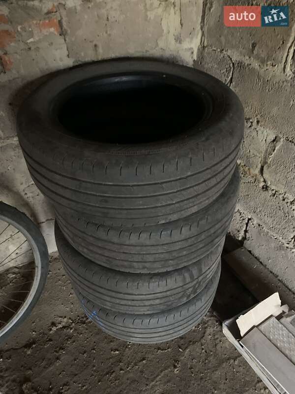 Хетчбек BMW 1 Series 2010 в Сокалі