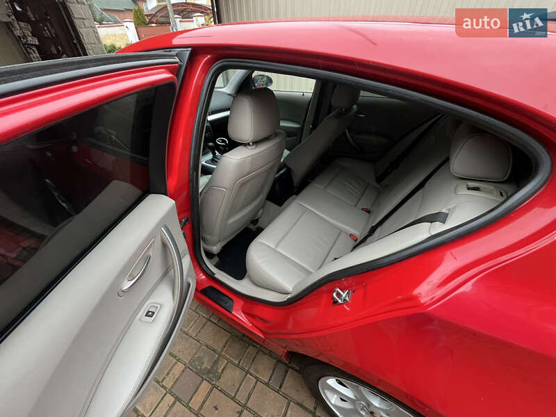 Хетчбек BMW 1 Series 2005 в Києві