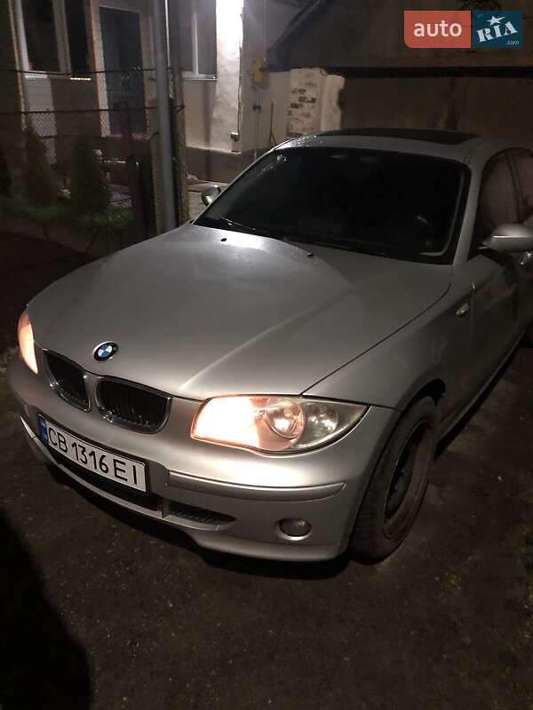 Хэтчбек BMW 1 Series 2005 в Чернигове