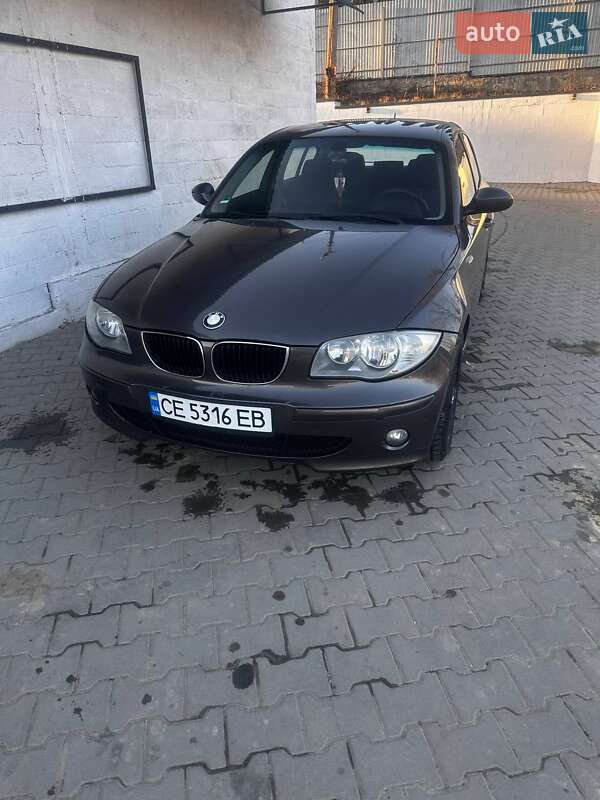 Хэтчбек BMW 1 Series 2005 в Черновцах