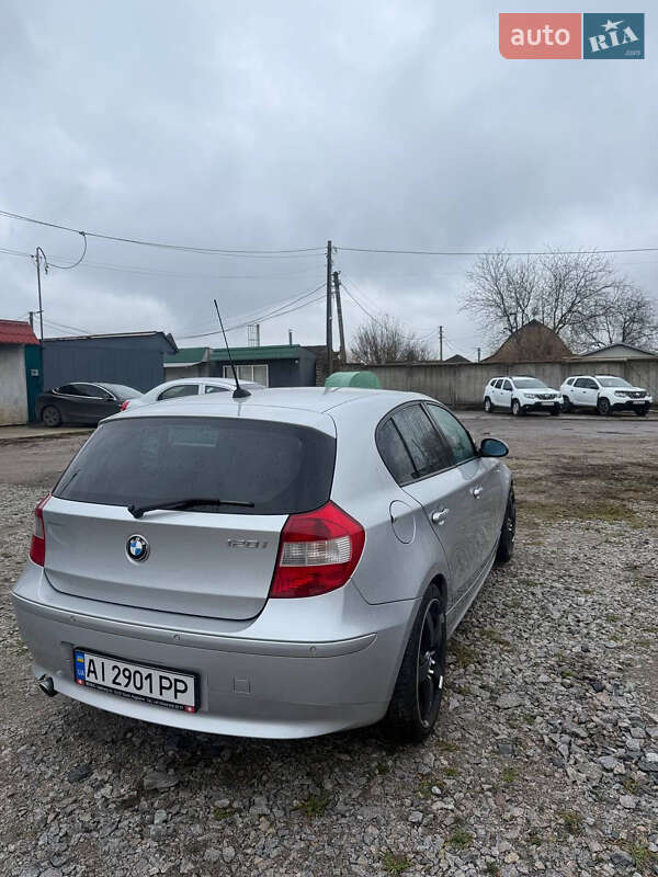 Хэтчбек BMW 1 Series 2004 в Белой Церкви