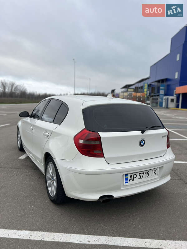 Хетчбек BMW 1 Series 2007 в Запоріжжі фото 9 Хетчбек BMW 1 Series 2007 в Запоріжжі