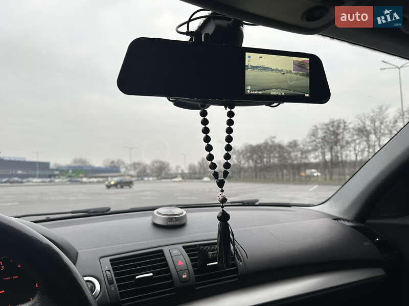 Хэтчбек BMW 1 Series 2005 в Днепре фото 8 Хэтчбек BMW 1 Series 2005 в Днепре