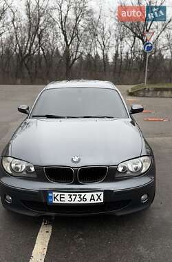 Хэтчбек BMW 1 Series 2006 в Запорожье