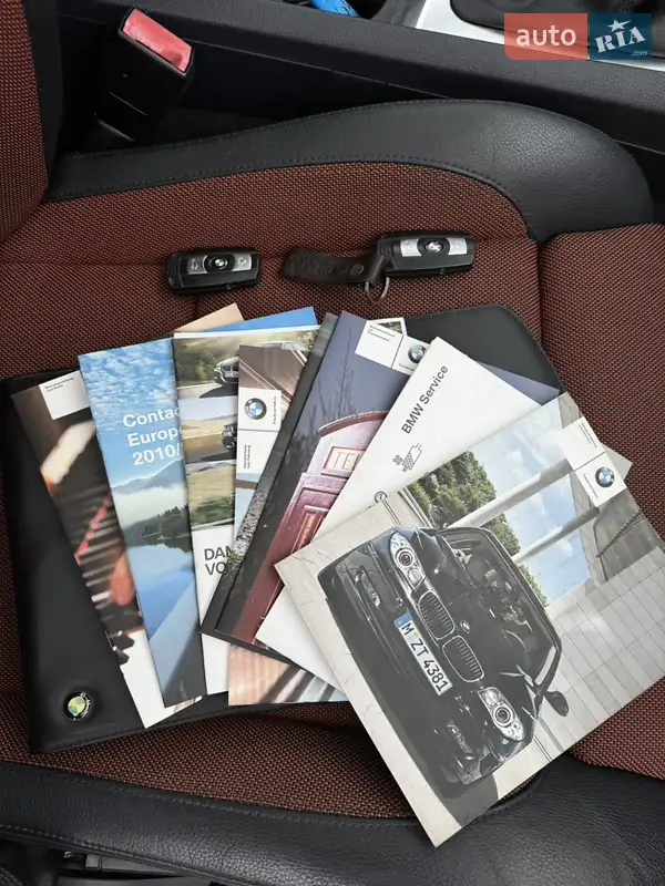 Хетчбек BMW 1 Series 2010 в Бобровиці документ