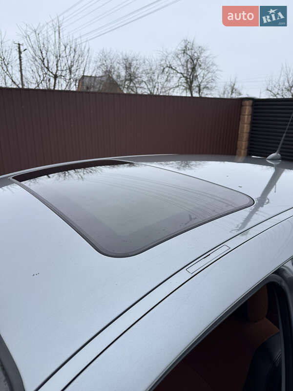 Хетчбек BMW 1 Series 2010 в Бобровиці