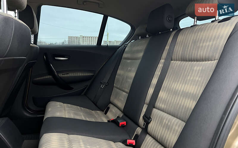 Хетчбек BMW 1 Series 2005 в Львові