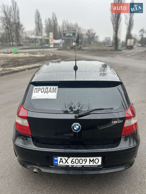 Хэтчбек BMW 1 Series 2004 в Киеве фото 6 Хэтчбек BMW 1 Series 2004 в Киеве
