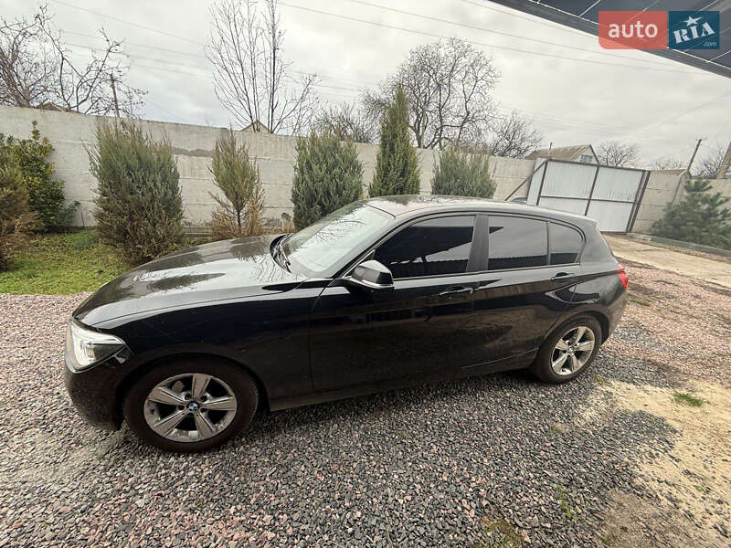 Хэтчбек BMW 1 Series 2012 в Днепре фото 2 Хэтчбек BMW 1 Series 2012 в Днепре