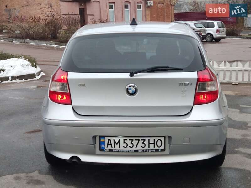 Хетчбек BMW 1 Series 2006 в Бердичеві