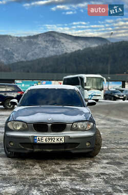 Хэтчбек BMW 1 Series 2006 в Днепре