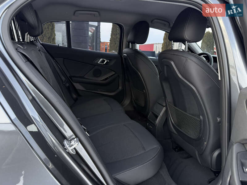 Хетчбек BMW 1 Series 2020 в Тернополі