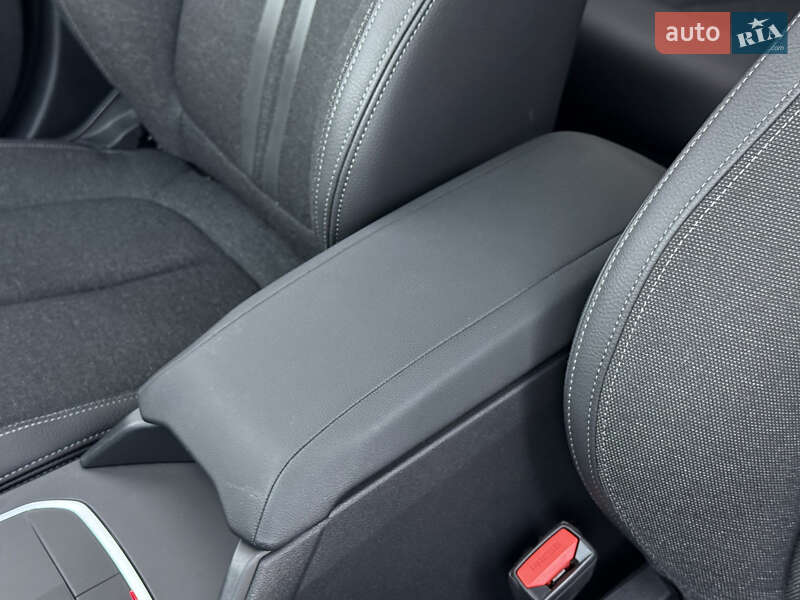 Хетчбек BMW 1 Series 2020 в Тернополі