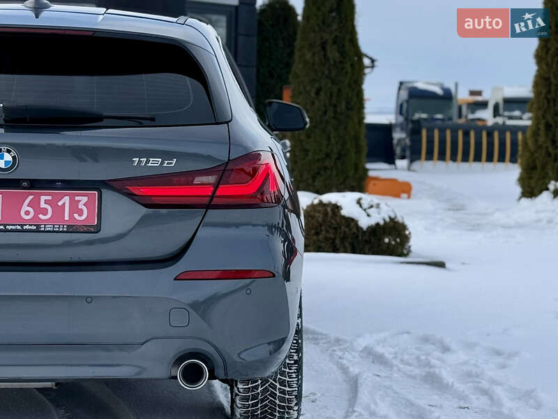 Хетчбек BMW 1 Series 2020 в Тернополі