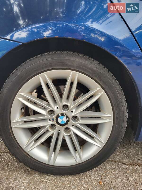 Хетчбек BMW 1 Series 2007 в Харкові фото 16 Хетчбек BMW 1 Series 2007 в Харкові