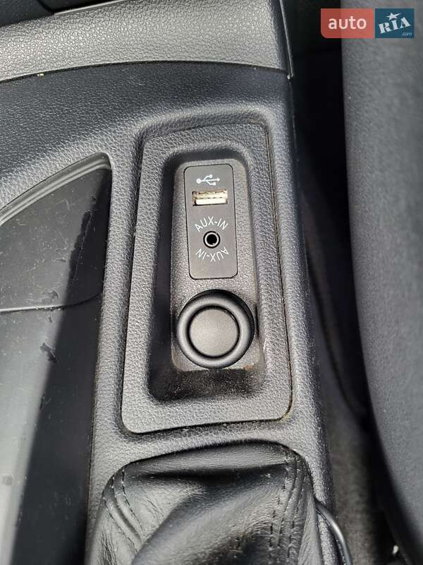 Хетчбек BMW 1 Series 2007 в Харкові фото 32 Хетчбек BMW 1 Series 2007 в Харкові