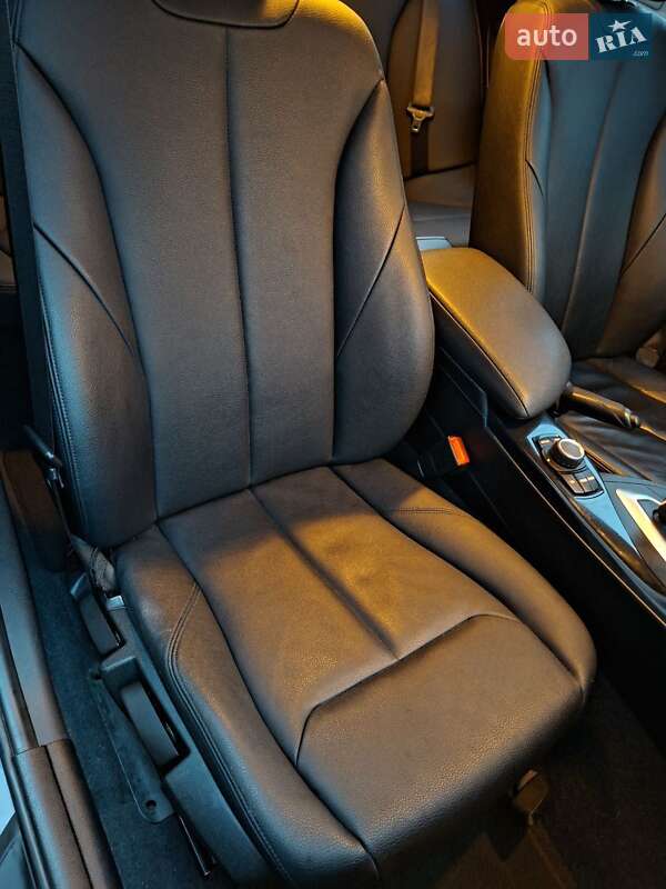 Хэтчбек BMW 1 Series 2013 в Одессе