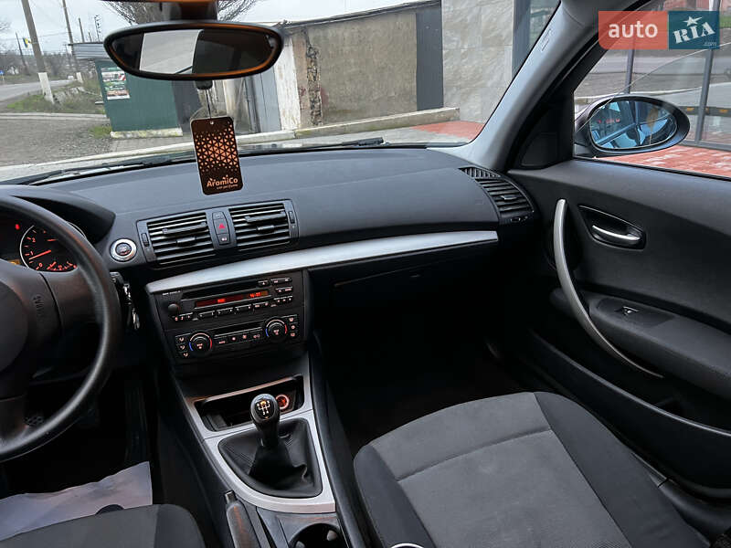 Хэтчбек BMW 1 Series 2004 в Березовке фото 11 Хэтчбек BMW 1 Series 2004 в Березовке