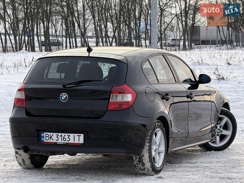 Хэтчбек BMW 1 Series 2005 в Днепре