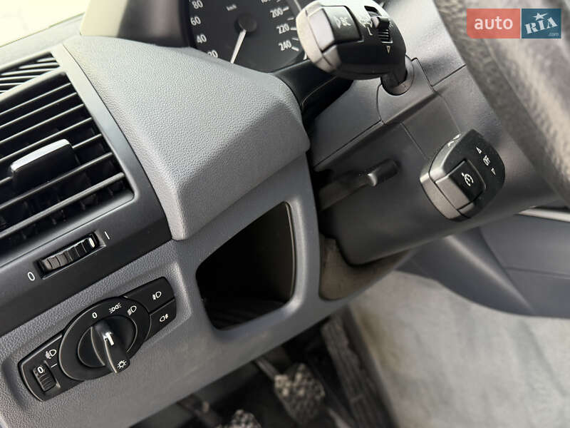 Хэтчбек BMW 1 Series 2005 в Днепре