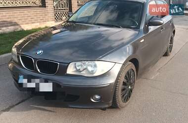 Хэтчбек BMW 1 Series 2006 в Киеве